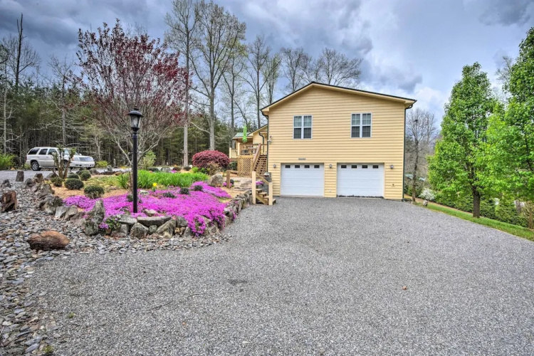 Peaceful Chattahoochee Apt w/ Mountain Views