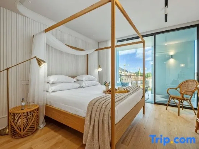 1 Bedroom Luxury Apartment