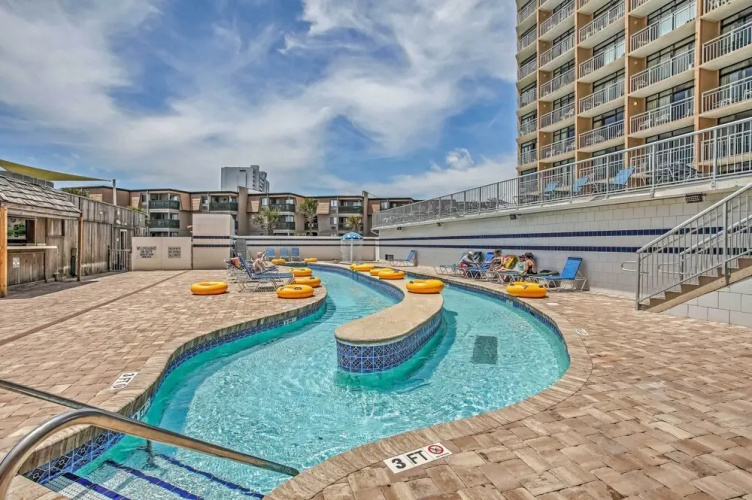 Steps to Shore: Beachfront Studio w/ Pool Access!