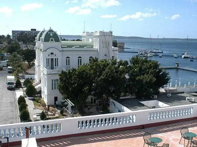 Hostal Palacio Azul