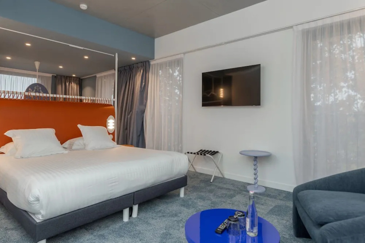 The Ruck Hotel