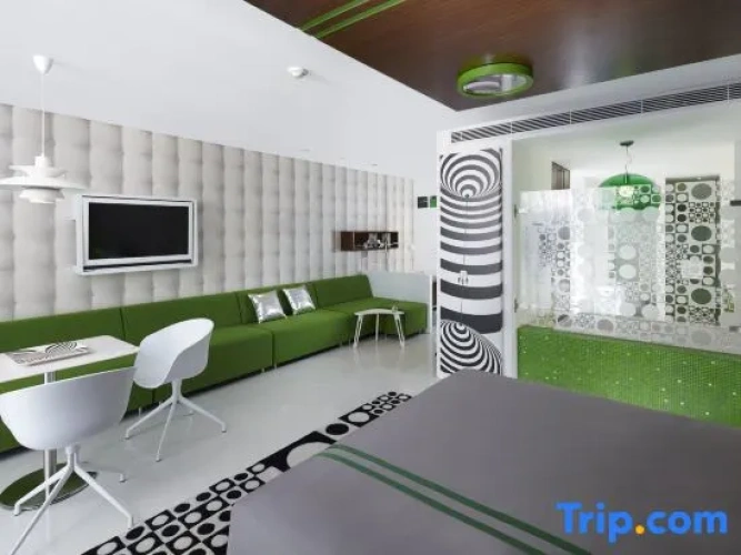 Grand Double Studio with balcony