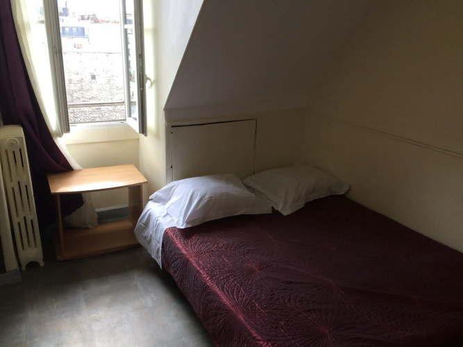 Au Royal Mad Hotel