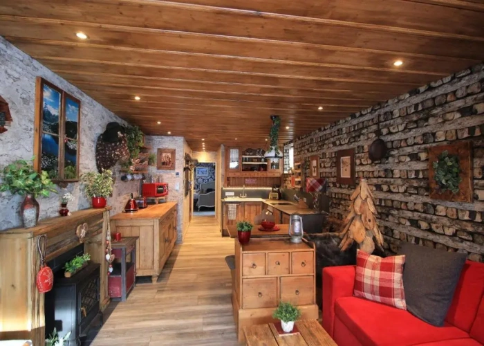 1 Bedroom Apartment