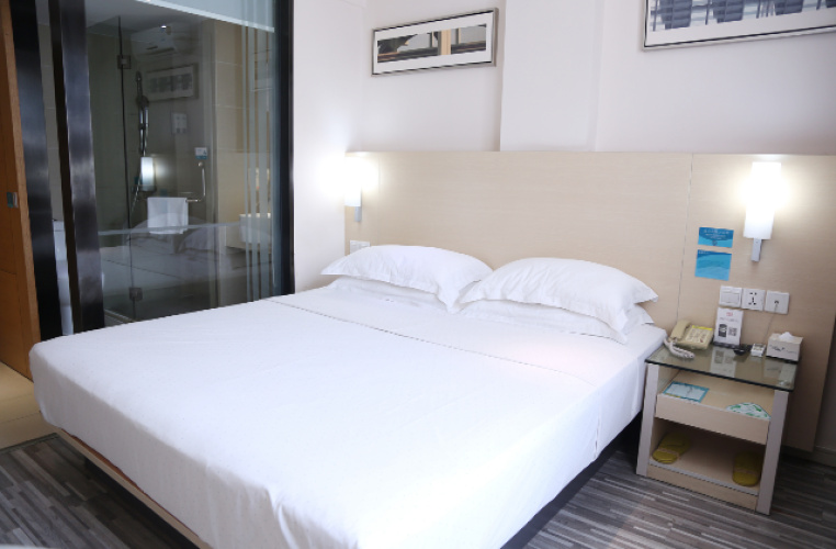 Standard Double room with view
