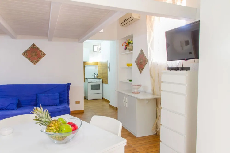Luna Apartment