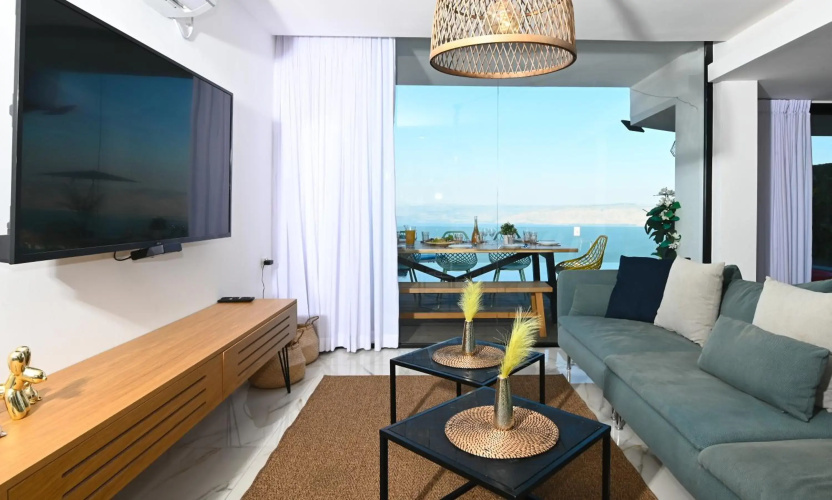 Villa-SELAVI 3 unit complex with infinity pool