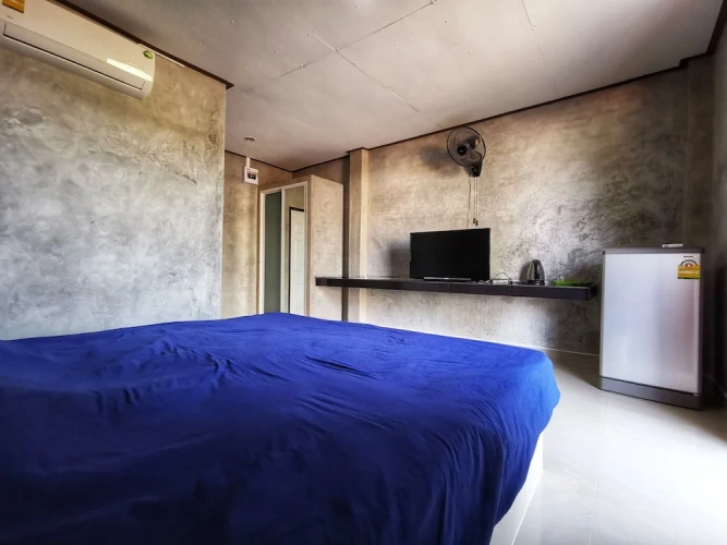 Deluxe Double Basement room with balcony