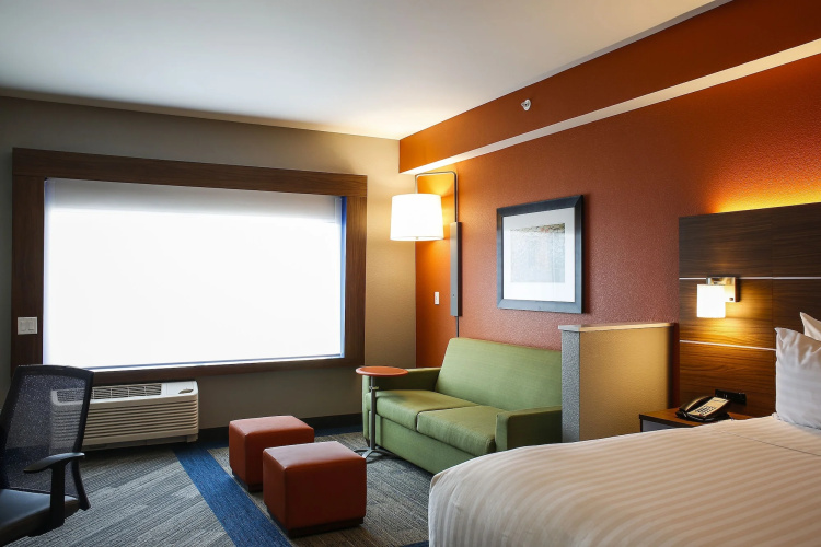 Holiday Inn Express And Suites Louisville Downtown photo 36