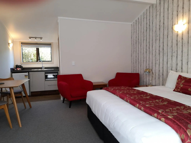 Lake Matheson Motel