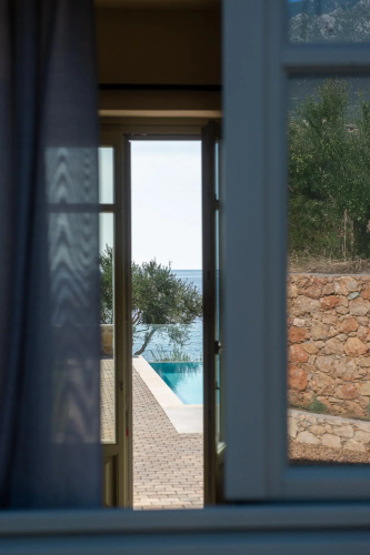 Villa IΙ with Private Pool