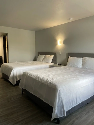 Economy Quadruple room