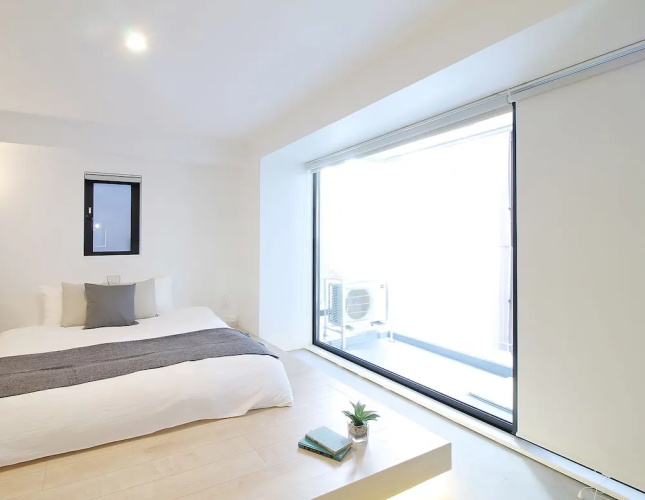 bHotel