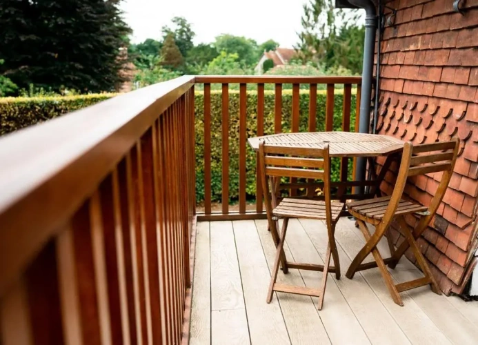 Standard Twin room with balcony