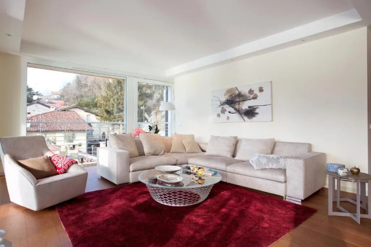 Executive Penthouse Como Condo