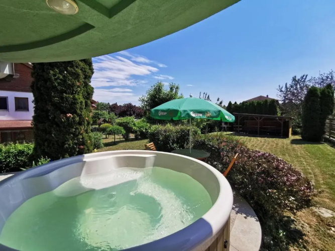 Tarkabarka Apartman