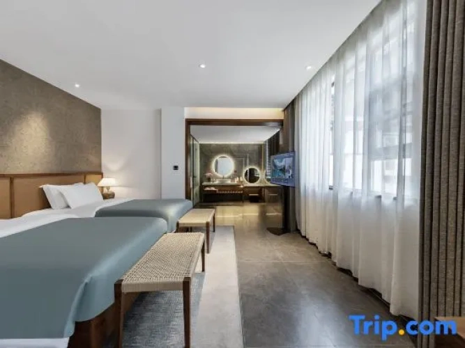 Deluxe Twin room with garden view