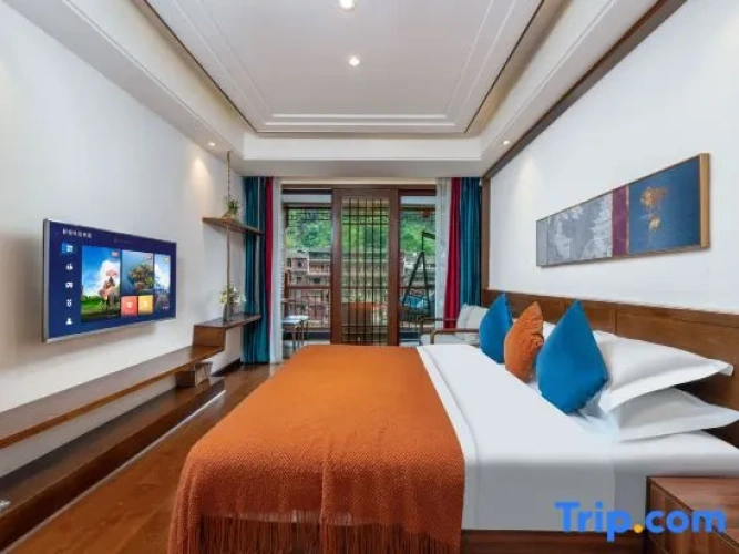 Standard Double room with river view