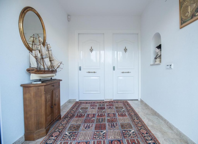 3 Bedrooms Cottage