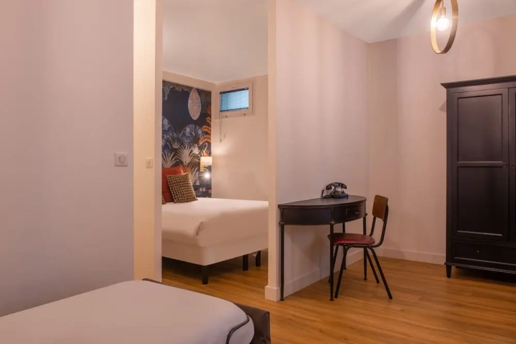Classic Quadruple room