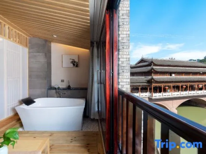 Deluxe Double room with river view