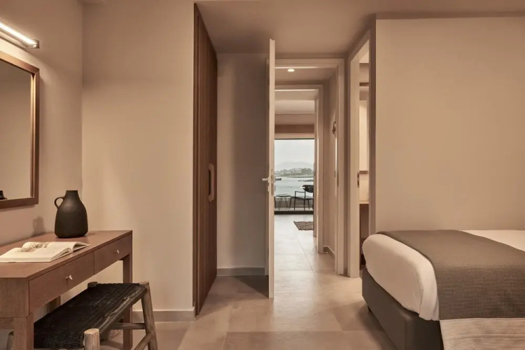 Beachfront Alassa Villas w Private Pools Complex