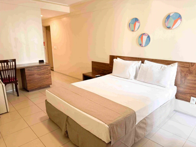 D8 Hotel Express