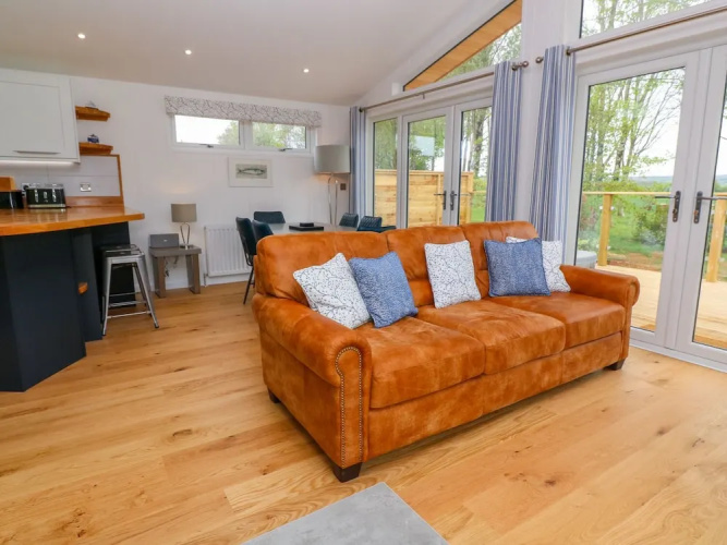 21 Meadow Retreat
