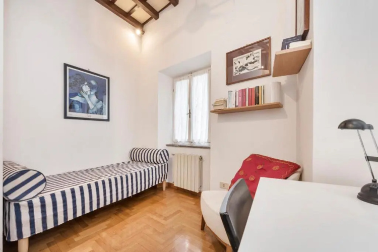 Campo de' Fiori Apartment