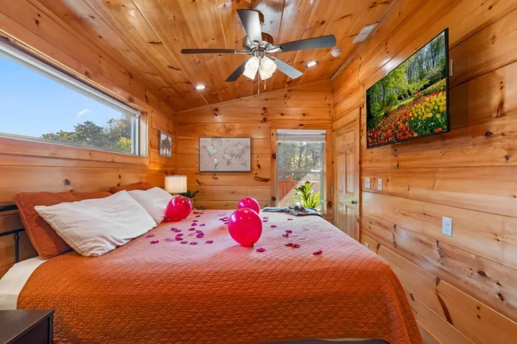 Rustic Mountain Retreat by Ghosal Luxury Lodging