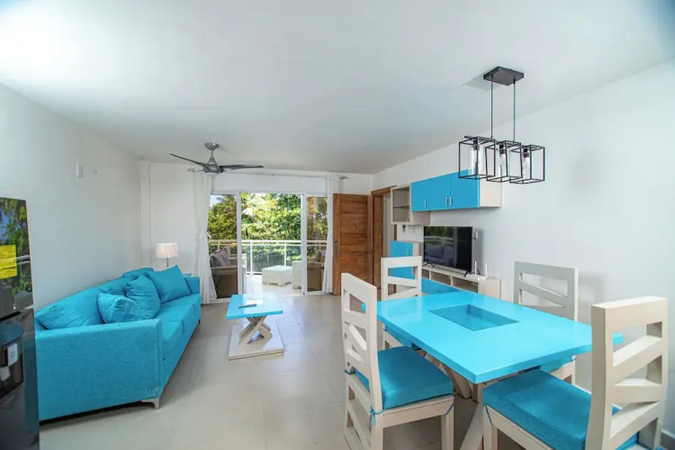0048 Affordable Condo in the Beach