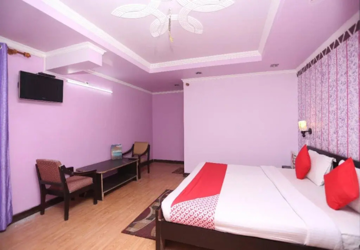 OYO 19409 Hotel Sunita And Restaurant