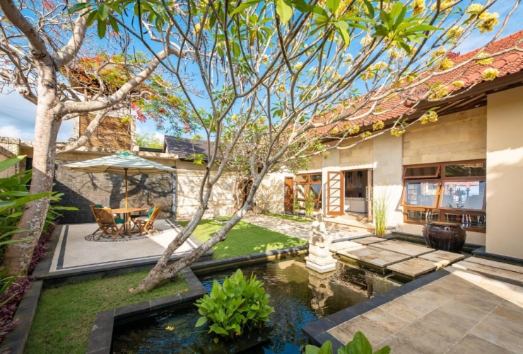 Villa with sea view