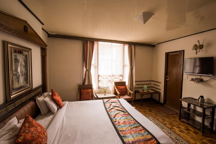 Standard Club room