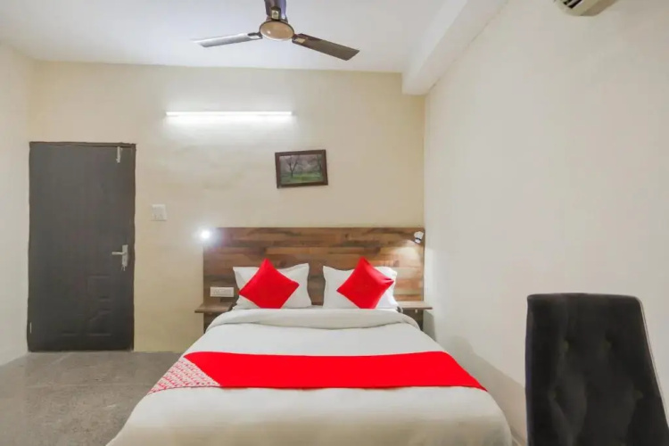 Orchid Inn by OYO Rooms