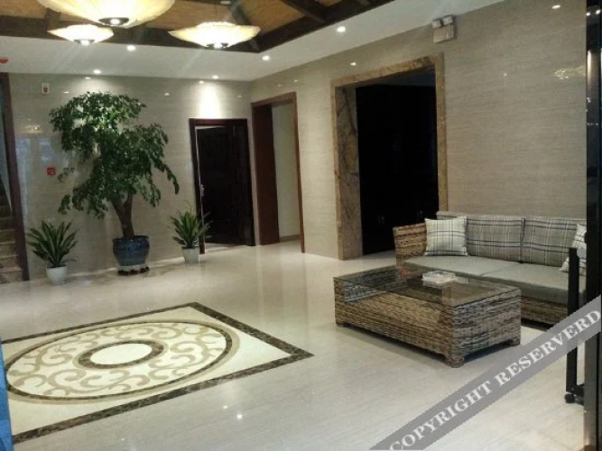 Yi Le Garden Hotel(荔波亿乐花园大酒店)