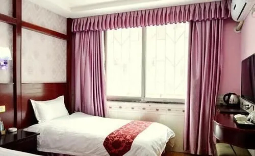 Xingang Hotel