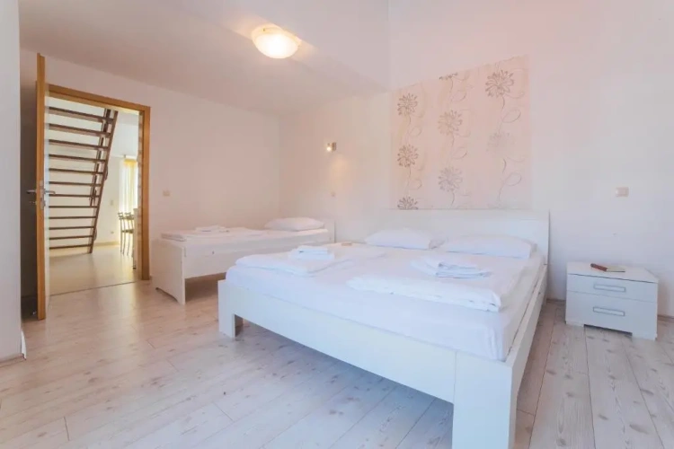 2 Bedrooms Duplex Apartment