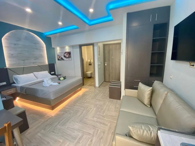 Dim House