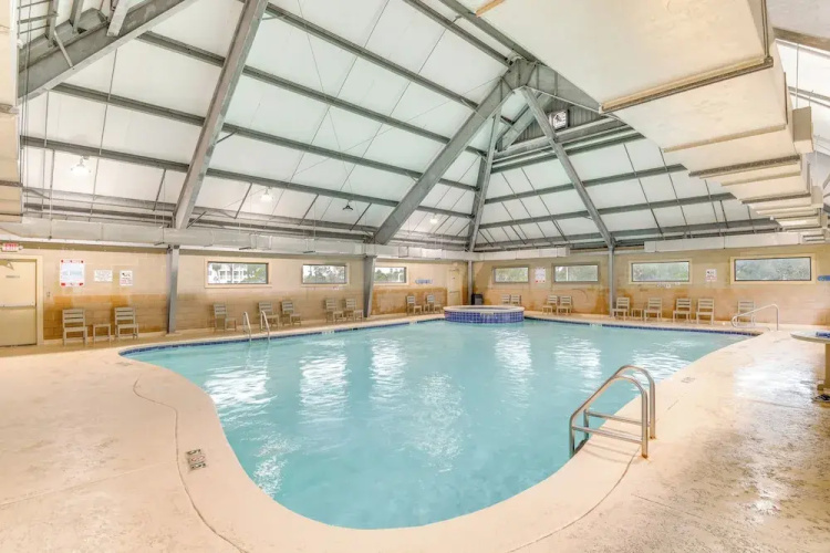 On-site Beach Access: Studio in Gulf Shores