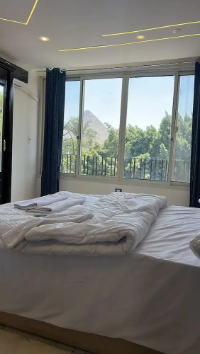 Miracle Pyramids View Hotel