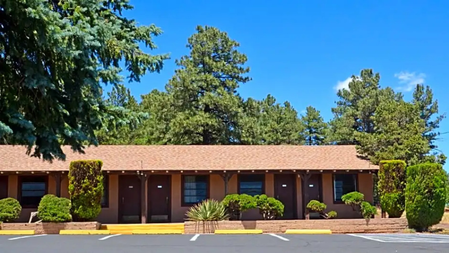 Western Hills Motel