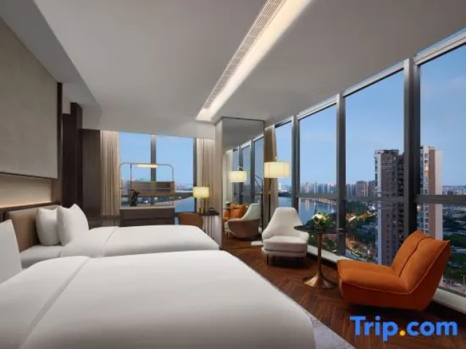 Deluxe Twin room with view