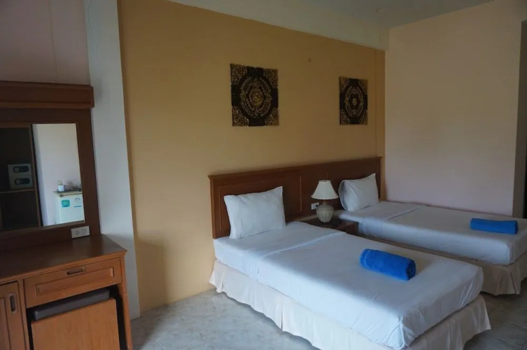 SS Emerald Suite