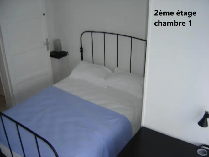 2 Bedrooms Apartment