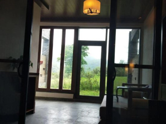 Jinfoshan Liangjiang Holiday Hotel
