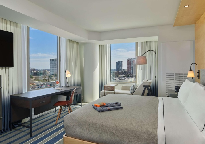 Premium Double room with city view