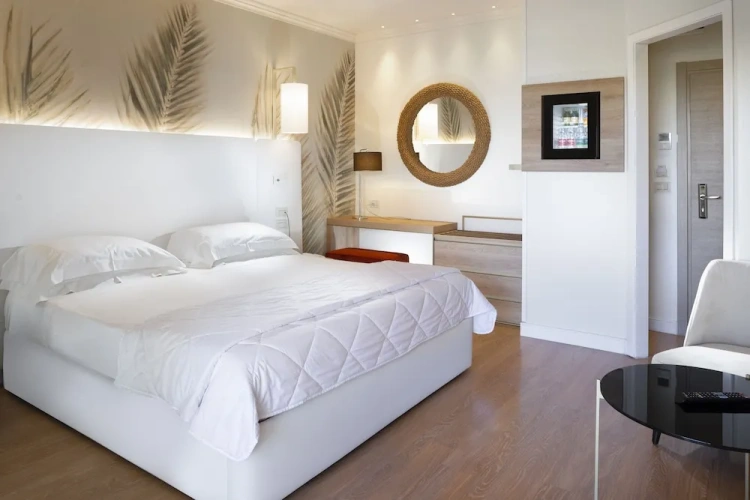 Classic Triple room