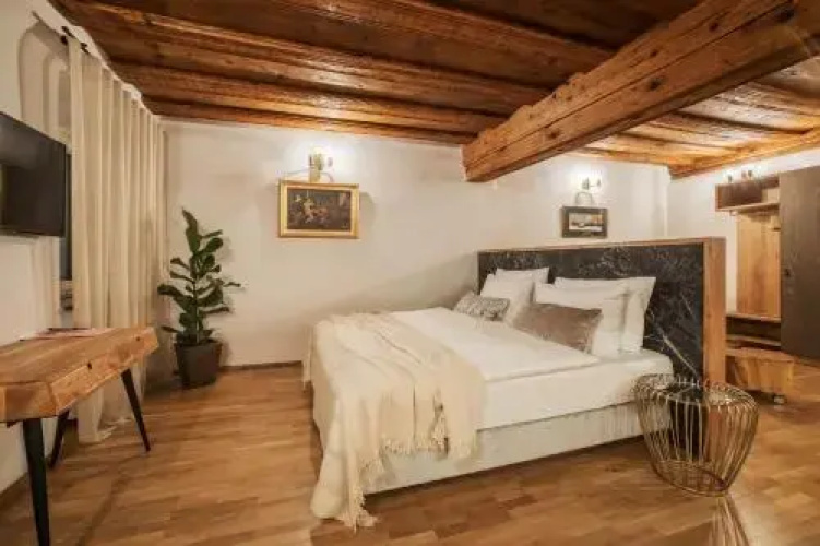 Hotel Pok