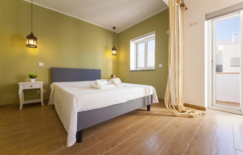 A31 - Tamar Top-floor Flat